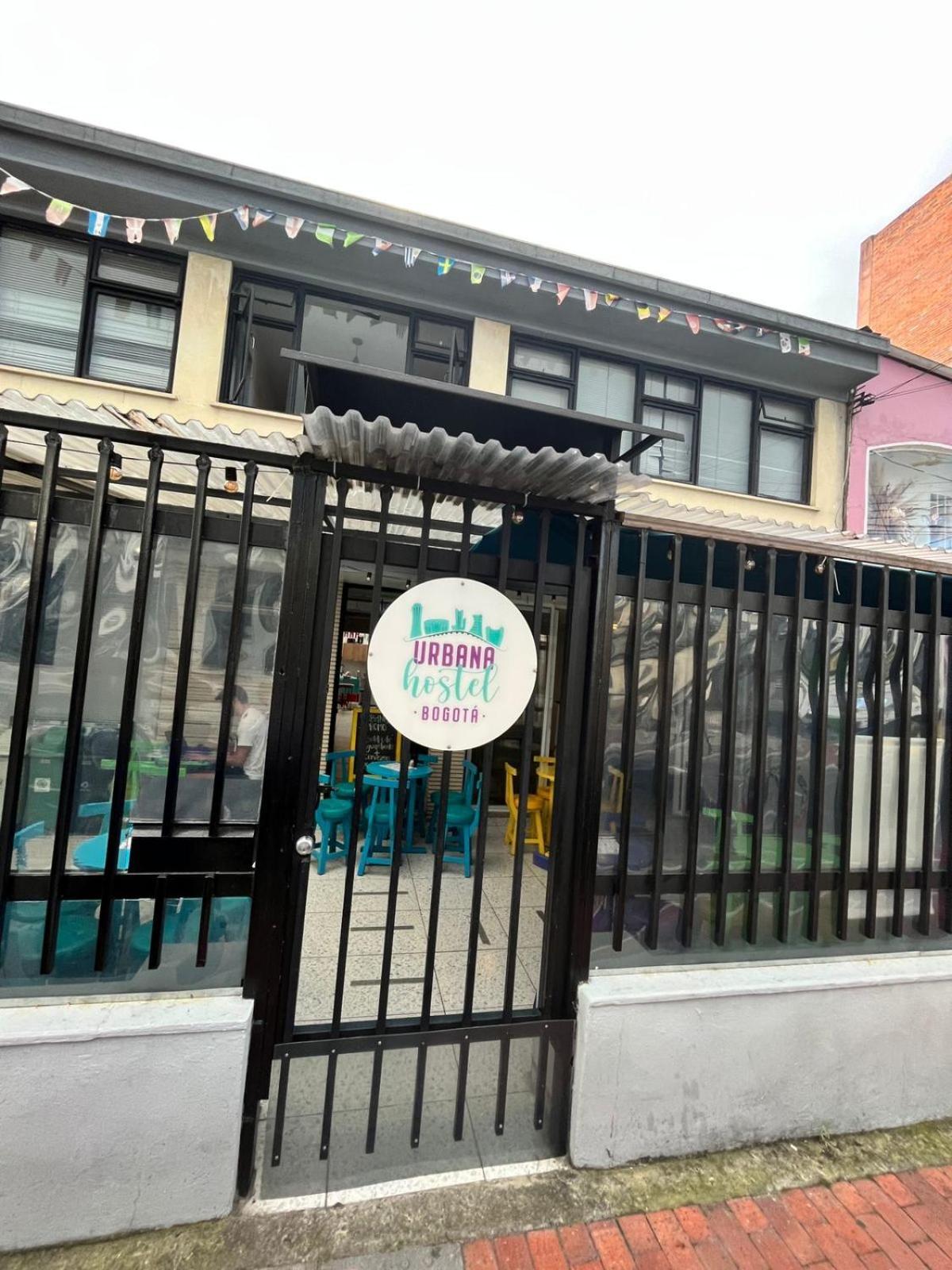 Urbana Hostel Bogotá Exteriör bild